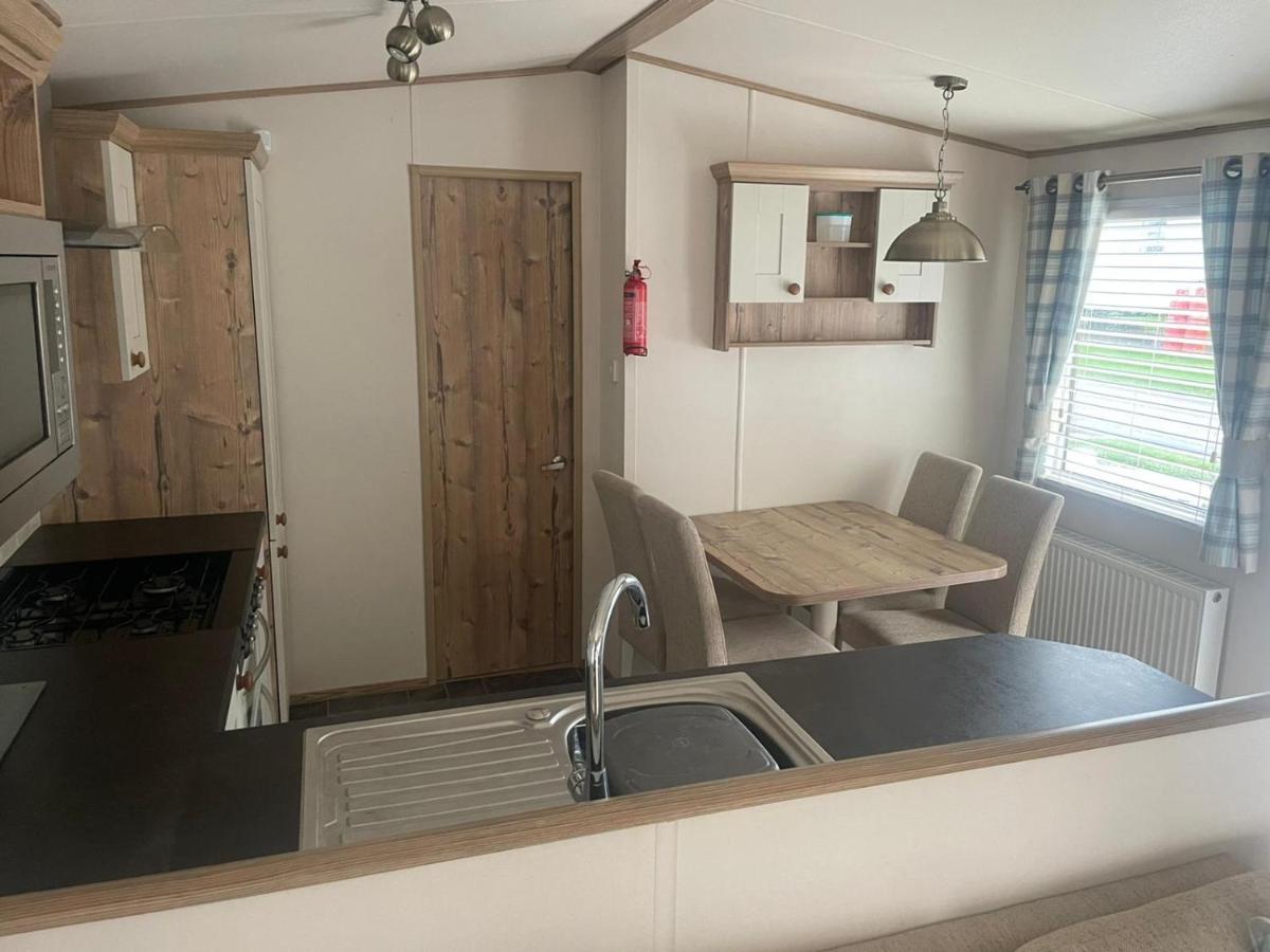 Luxury 6 Berth Caravan, Marton Mere แบล็คพูล ภายนอก รูปภาพ